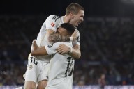 Real Madrid vence al Levante con doblete de Mbappé