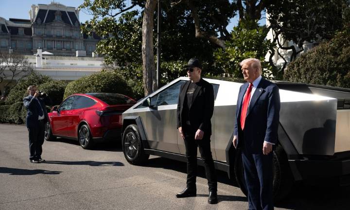 Tesla pleads with Trump White House not to bail on crucial climate standards