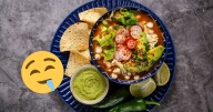 Pozole y cerveza, reyes de las fiestas patrias: así celebran mexicanos el grito
