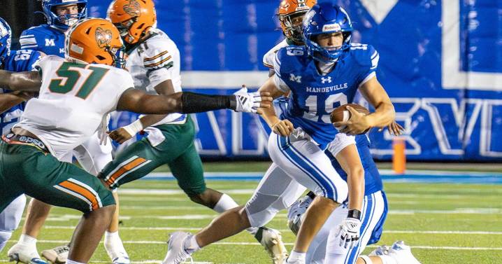 Mandeville's Krew Collura made the most of his first start at Sidney Theriot Stadium