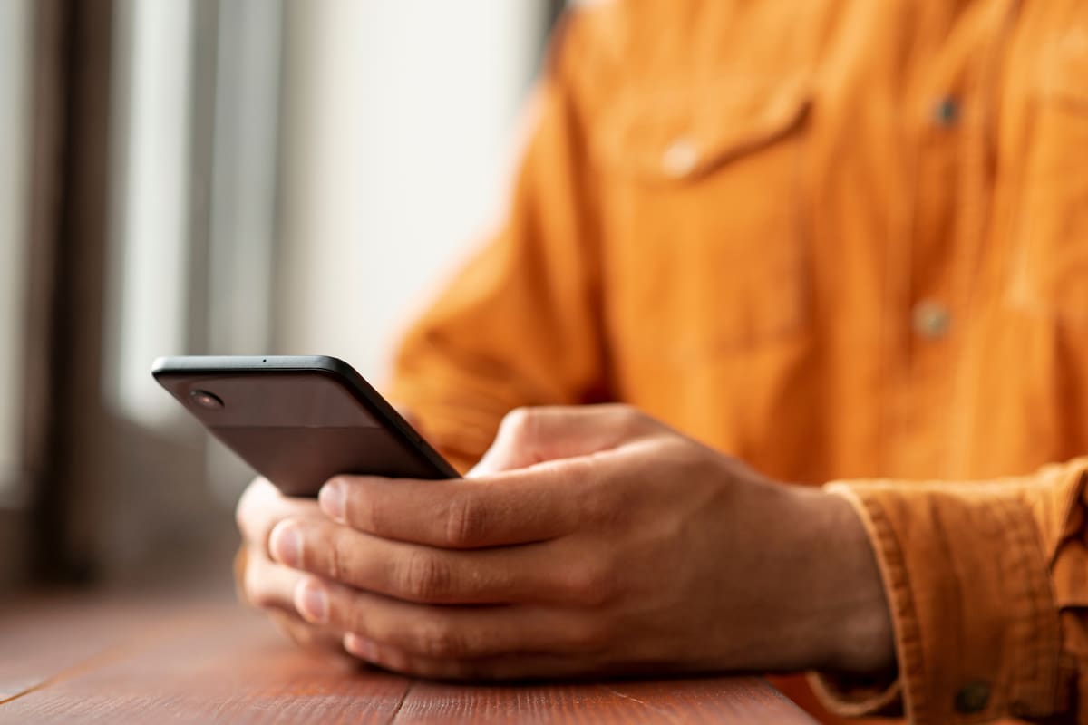 Paso a paso. Qué son los mensajes efímeros de WhatsApp y cómo se activan
