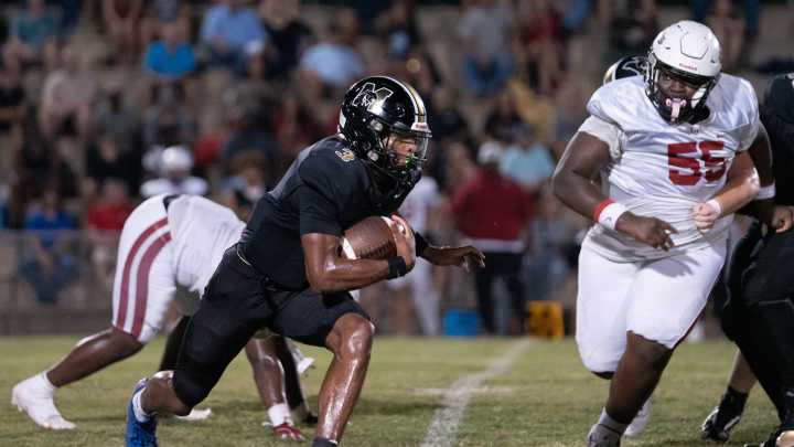 Florida Gators commit does it all for Milton to beat Tate, 3