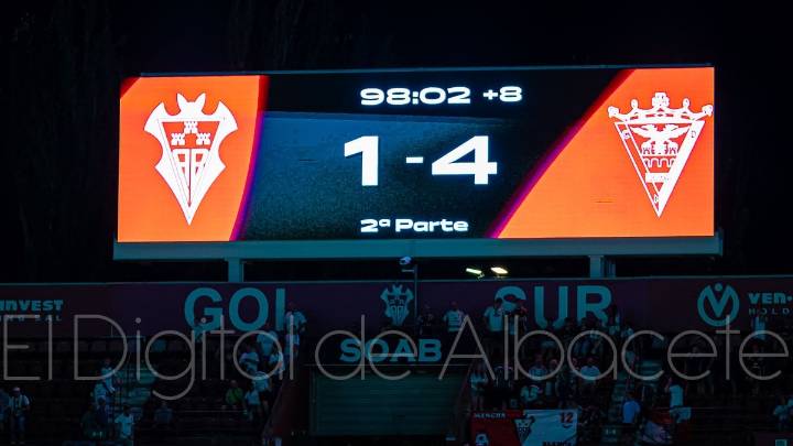 La derrota del Albacete ante el Mirandés, en imágenes