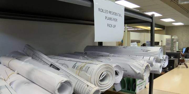 Honolulu mayor blasts council member over permit system overhaul criticism
