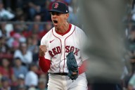Medias Rojas vencen a Tigres