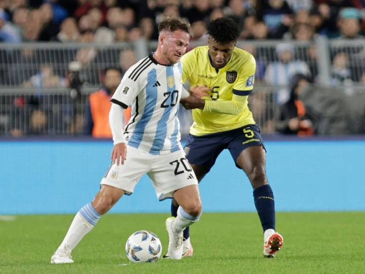 Las noticias, en 2 minutos. Milei descartó cambios en el gabinete, pero reflotó una mesa política nacional; hoy juega la Selección ante Ecuador
