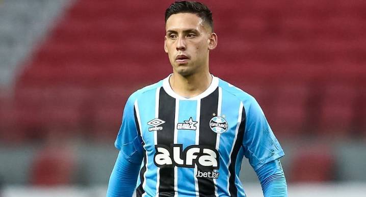 Aumenta la exigencia para Erick Noriega por su nivel en Gremio: “Actuación discreta”