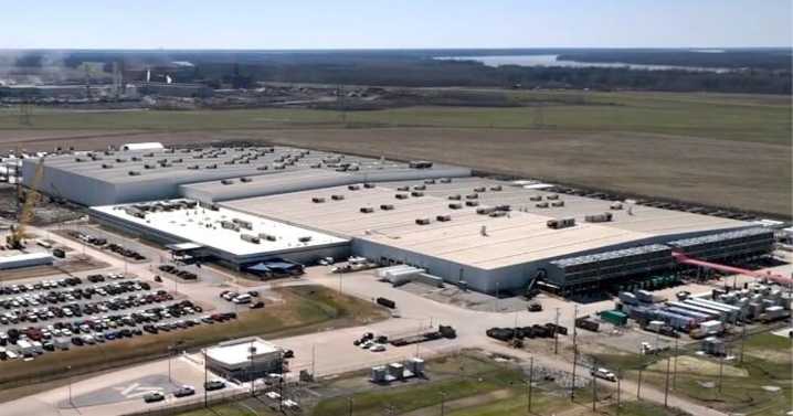xAI provides Grok to federal agencies for less than fifty cents each