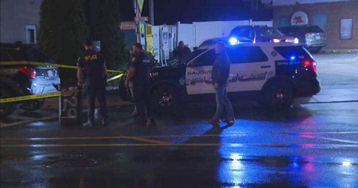 Road rage shooting in Saugus, Massachusetts leaves 1 man injured and 1 man arrested