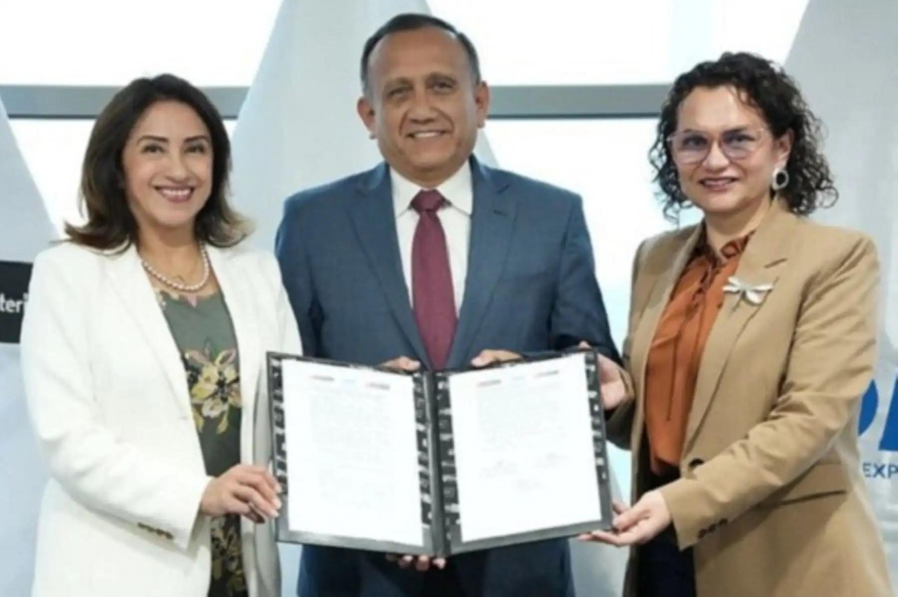 Sector público y privado se unen para fortalecer agroexportaciones hacia Europa