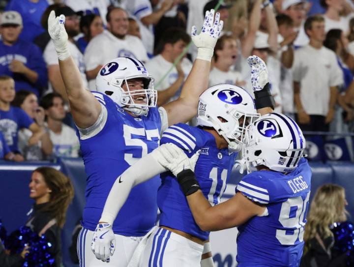 BYU defense dominates Stanford, 27