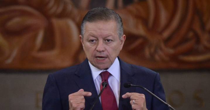 #PolíticaConfidencial: Zaldívar aclara: no cobra… pero hasta presume recibo de donativo