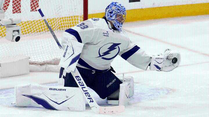 NHL Status Report: Vasilevskiy practices with Lightning