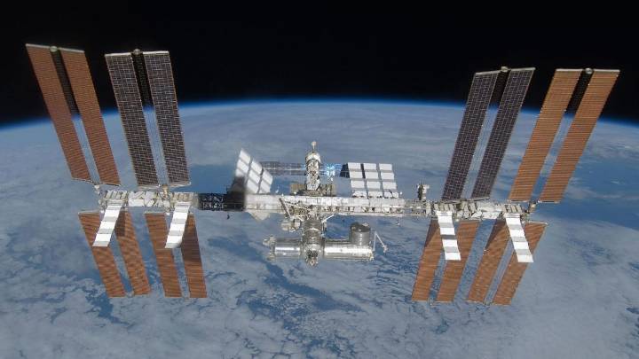 Water recycling is paramount for space stations and long-duration missions − an environmental engineer explains how the ISS does it