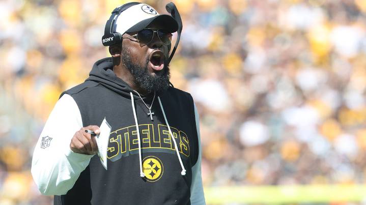 Steelers HC Mike Tomlin calls out Kaleb Johnson for kickoff disaster