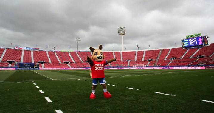 Insólito problema con entradas empaña el arranque del Mundial Sub 20 en Chile: hinchas furiosos