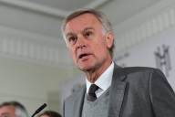"No tiene ningún título universitario y ninguna capacidad de análisis": Economista Klaus Schmidt-Hebbel critica duramente a Gabriel Boric por disputa con Banco Central