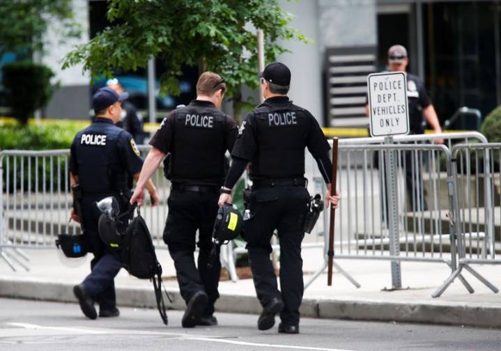 Federal oversight of Seattle’s police department ends after 13 years