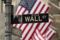 S&P/TSX composite, U.S. markets rise ahead of labour data on both sides of border