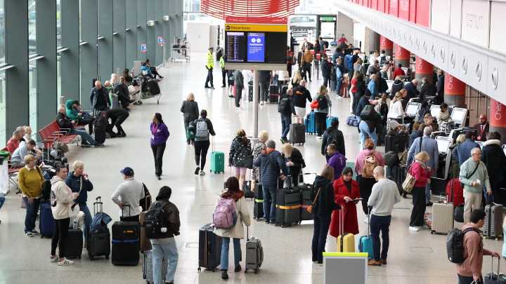 Ciberataque en aeropuertos europeos: así afecta a los pasajeros españoles