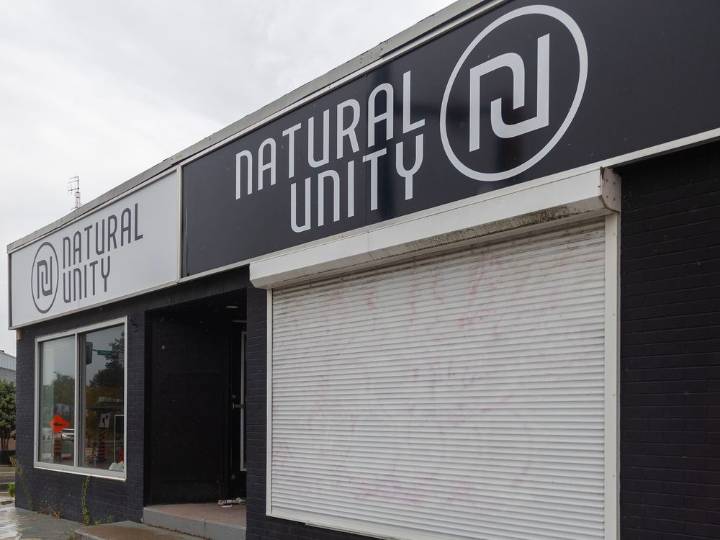 Court orders police to give landlord London property seized in pot shop raid