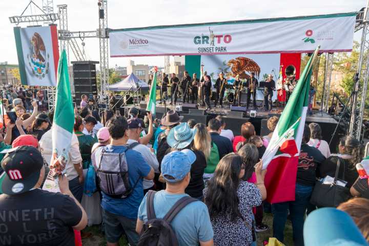 Los mexicanos de Nueva York celebran El Grito sin hacer demasiado ruido