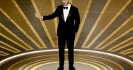 Sinclair restores 'Jimmy Kimmel Live!' to its local TV stations