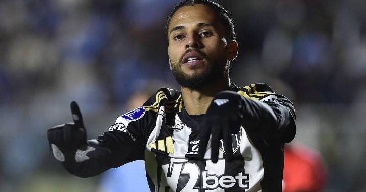 Atlético Mineiro empató 2-2 con Bolívar en La Paz y tiene un pie en 'semis' de la Sudamericana