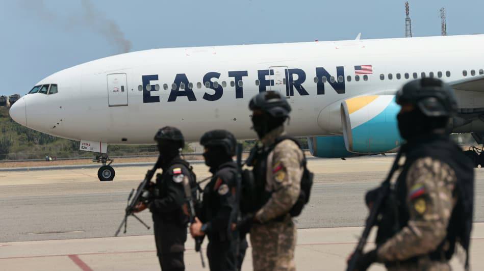 Un nuevo vuelo con más de 280 migrantes deportados de EE. UU. aterriza en Venezuela
