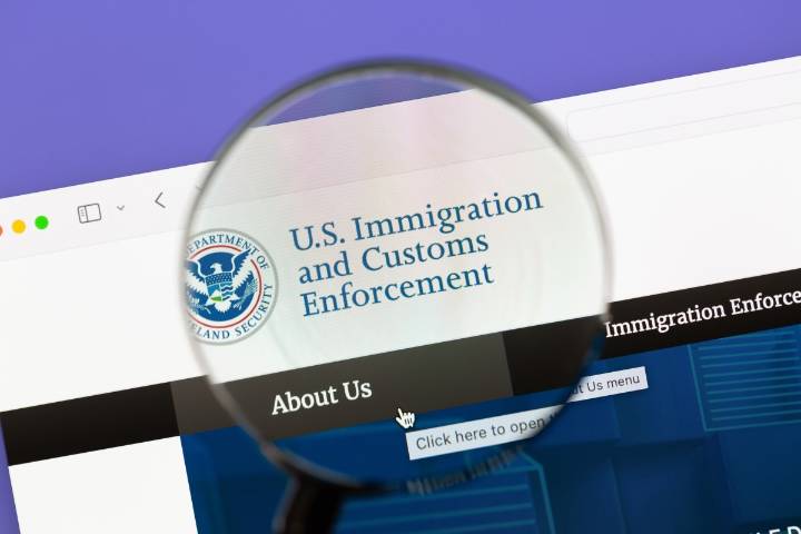 Graphite, el software israelí que ICE estaría utilizando para rastraear inmigrantes