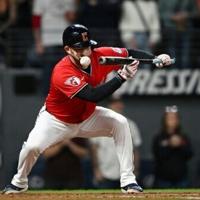 Guardians' Fry has facial fractures after taking fastball to face