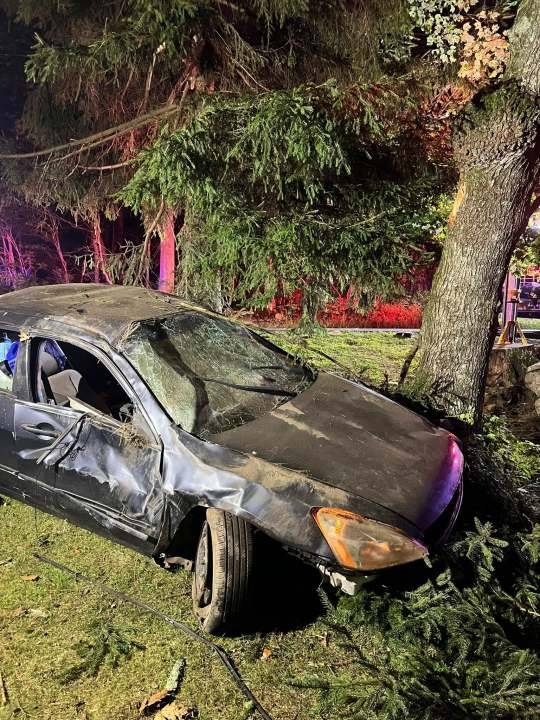 Speed a factor in Ledyard crash that sent three to the hospital