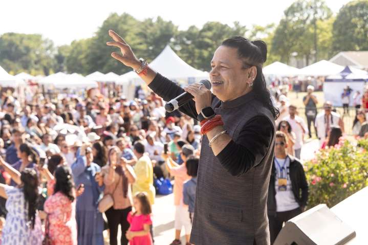 Kailash Kher performs at N.J.’s Indo