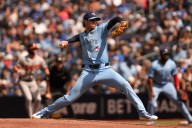 Blue Jays sweep series with 11-2 win over Orioles