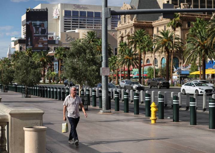 Resort deals are the jolt the Las Vegas economy needs