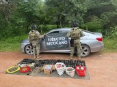 SE LOCALIZÓ UN VEHÍCULO ABANDONADO CON MATERIAL BÉLICO EN SU INTERIOR