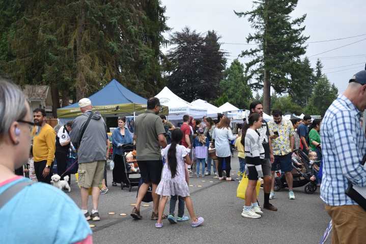 Thousands braved the rain Saturday for Lynnwood’s seventh annual Fair on 44th
