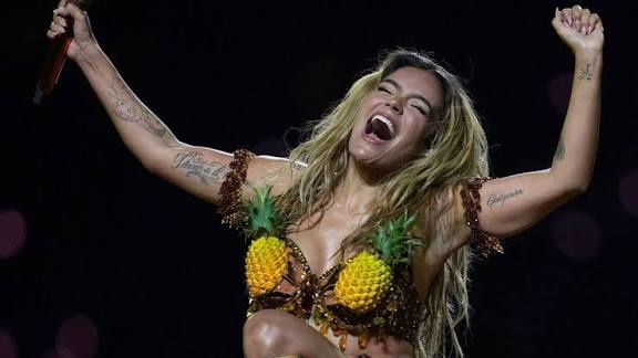Karol G hace historia como cabeza de cartel del Coachella 2026