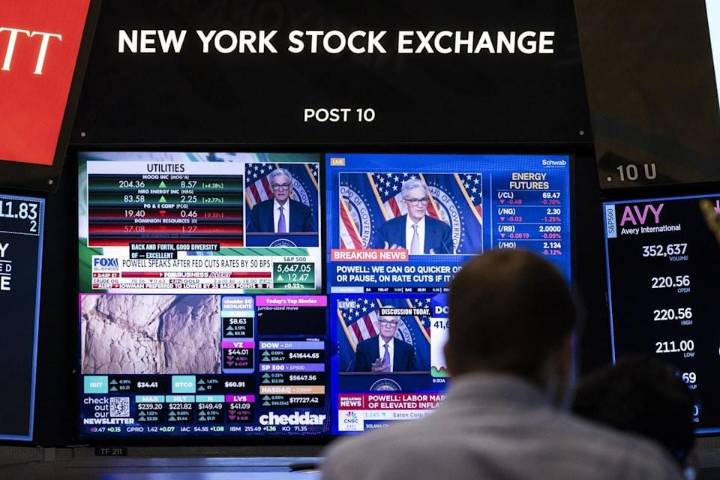 Dow Jones (+0.2%) y Nasdaq (+0.4%) cierran el lunes en positivo a pesar del riesgo de cierre del gobierno
