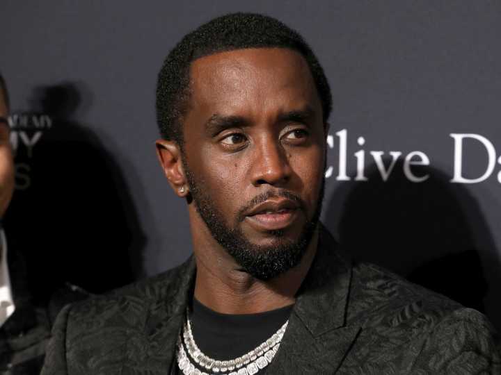 La madre de Diddy dijo que su hijo cometió "errores terribles" debido a "experiencias traumáticas"