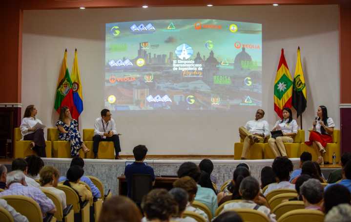 Veolia presentó en simposio prácticas ambientales en gestión de residuos en Cartagena