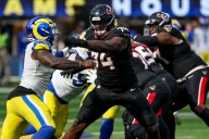 Reports: Texans trading OT Cam Robinson to Browns