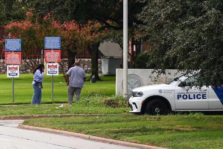 Mexicano fue herido de gravedad en tiroteo en ICE de Dallas, informa SRE