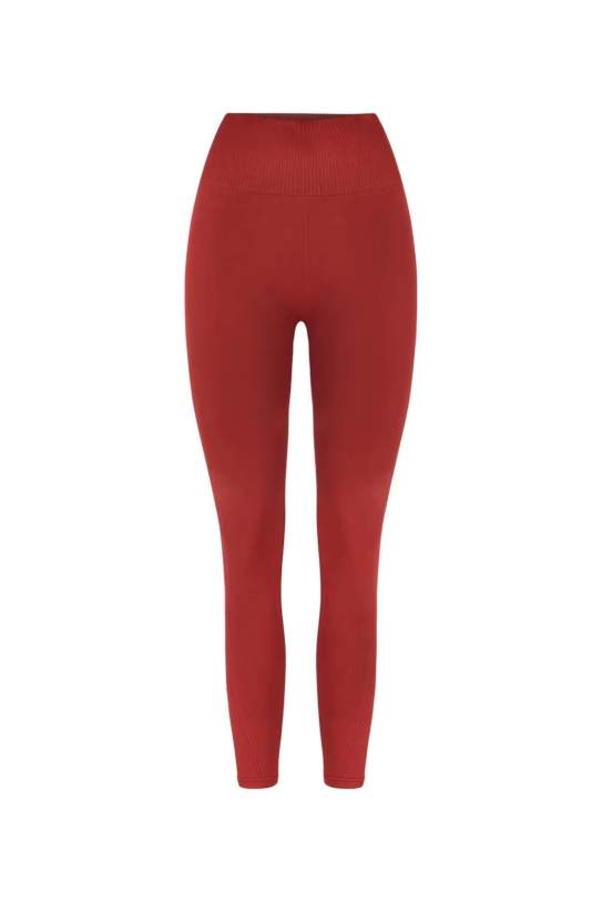 Decathlon le pone color vitamina a los leggings de toda la vida