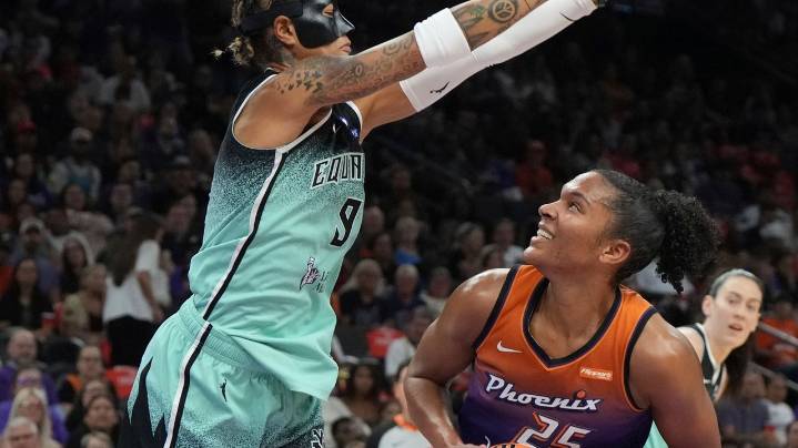 Thomas has a triple-double as the Mercury eliminate the defending WNBA champion Liberty 79