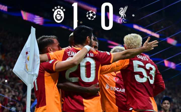 El Galatasaray de Davinson Sánchez venció 1-0 al Liverpool en Liga de Campeones