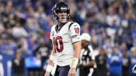 Sources -- Texans extend Davis Mills through 2026 season