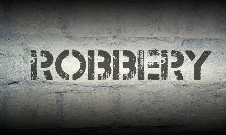 Burglary at Kozhikode doctor's house: 45 sovereigns of gold missing