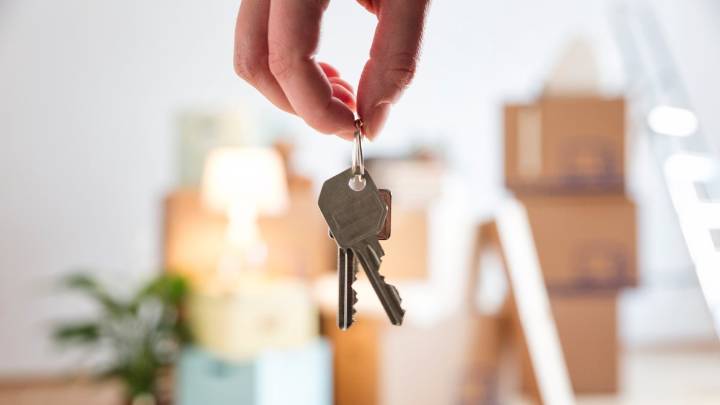 Home sales dip in LA, Orange County in August