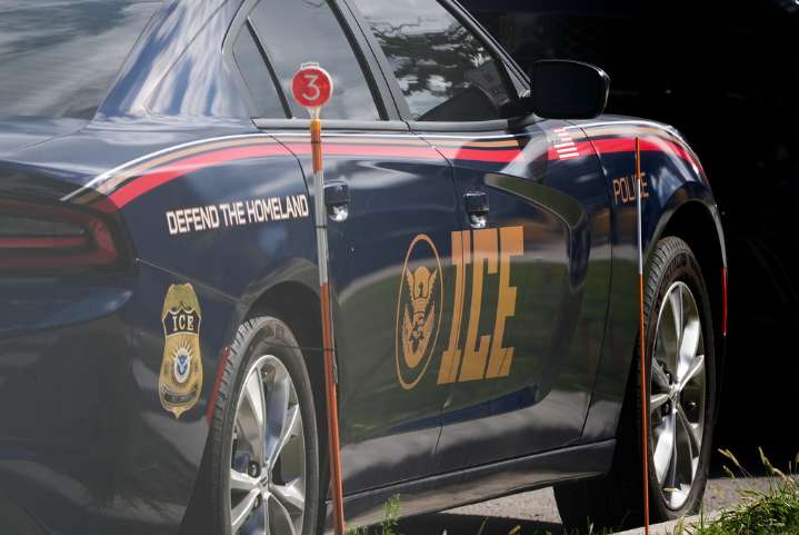 Investigan muerte de mexicano bajo custodia del ICE